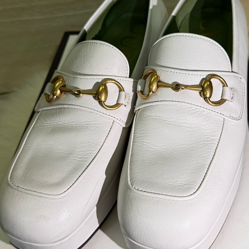✨ 閒置 出清 Gucci 白色 厚底 樂福鞋 金馬銜扣 真皮 女鞋 經典 義大利 精品 GUCCI 方頭 高跟鞋-12