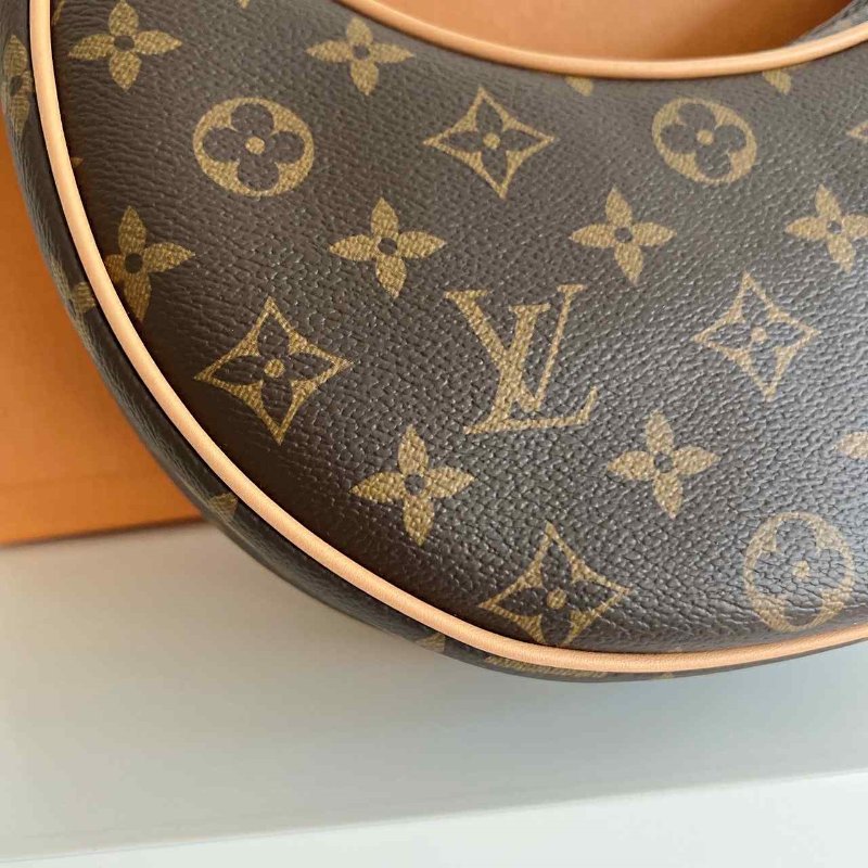 Loop Monogram 老花月亮碗豆單肩包 蕊心款(全新附購證)- Women - Handbags-2