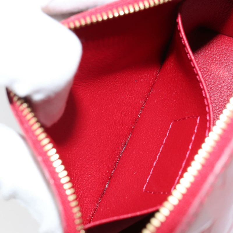 【日本直送】路易威登 Vernis Rayure Pochette 化妝品 Pomme D'amour M91721 正品 144780-9
