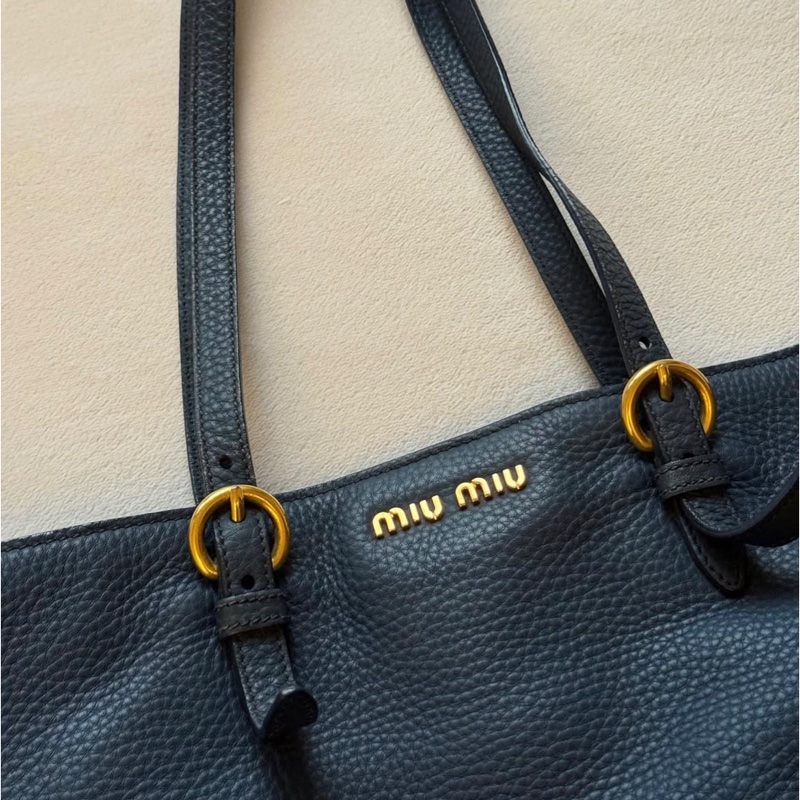 Miumiu肩背兩用包 牛皮 附保卡 附可拆斜背帶-4