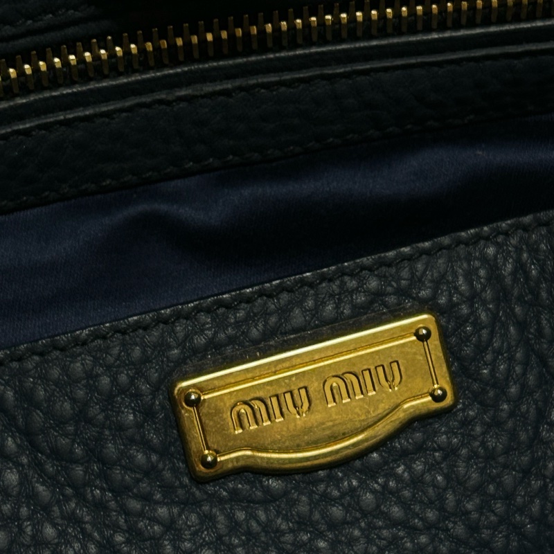 Miumiu肩背兩用包 牛皮 附保卡 附可拆斜背帶-26