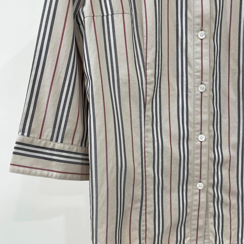 Burberry 倫敦 經典色直條戰馬七分袖襯杉-5