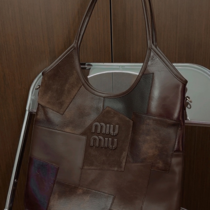MiuMiu Ivy 皮革拼縫手袋-3