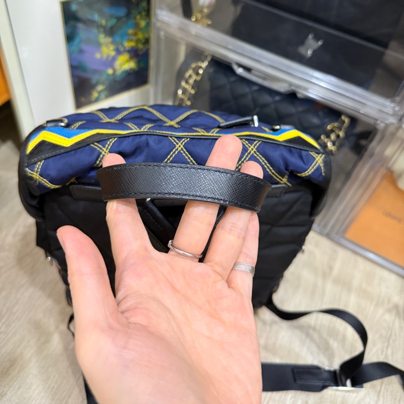 專櫃三折割愛💔非常好看的Prada尼龍  防刮牛皮拼防潑水、耐磨經典降落傘材質-21