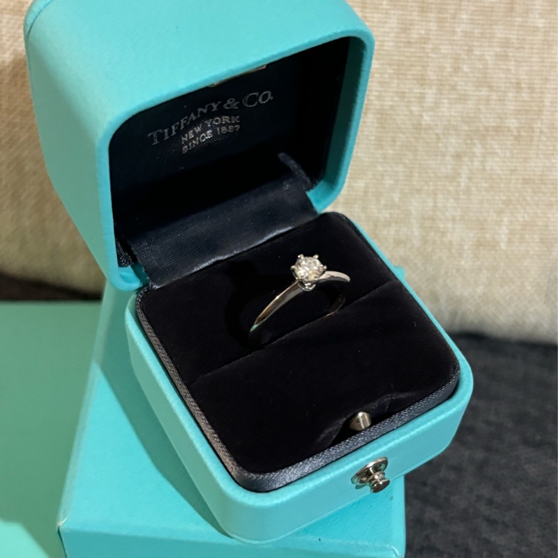Tiffany 0.27六爪鑽💍-2