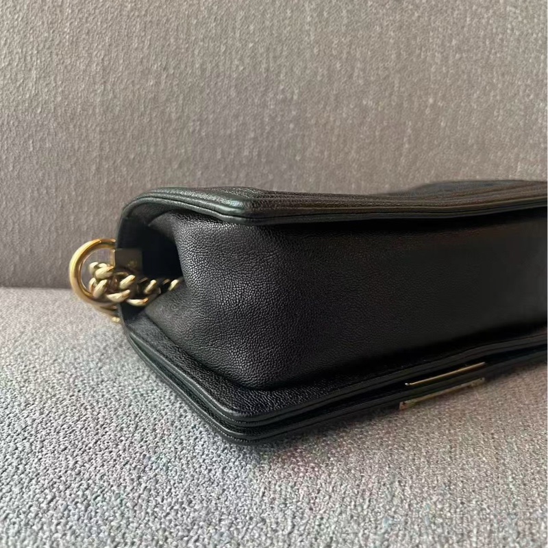 閒置🆕28開全套 CHANEL/香奈兒荔枝牛 V 紋 Leboy 小號，經典百搭，黑色金扣，鏈條肩帶。尺寸20x13x7，適合各種場合，唔挑身高-8
