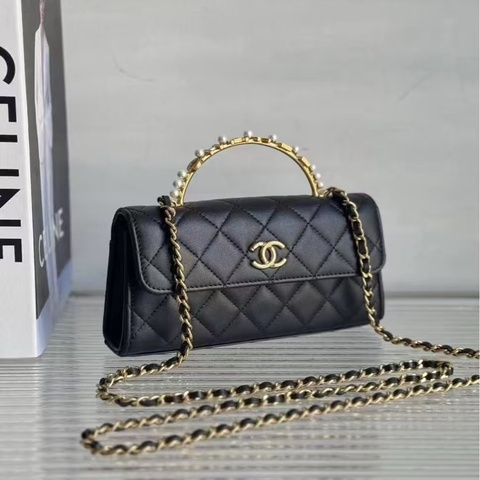🔥閒置🆕 CHANEL/香奈兒23B 珍珠手柄長 kelly 金扣菱格紋鏈條小羊皮手提單肩斜挎包尺寸：19*4.5*10.5cm 好價2xxxx 得❗ ️