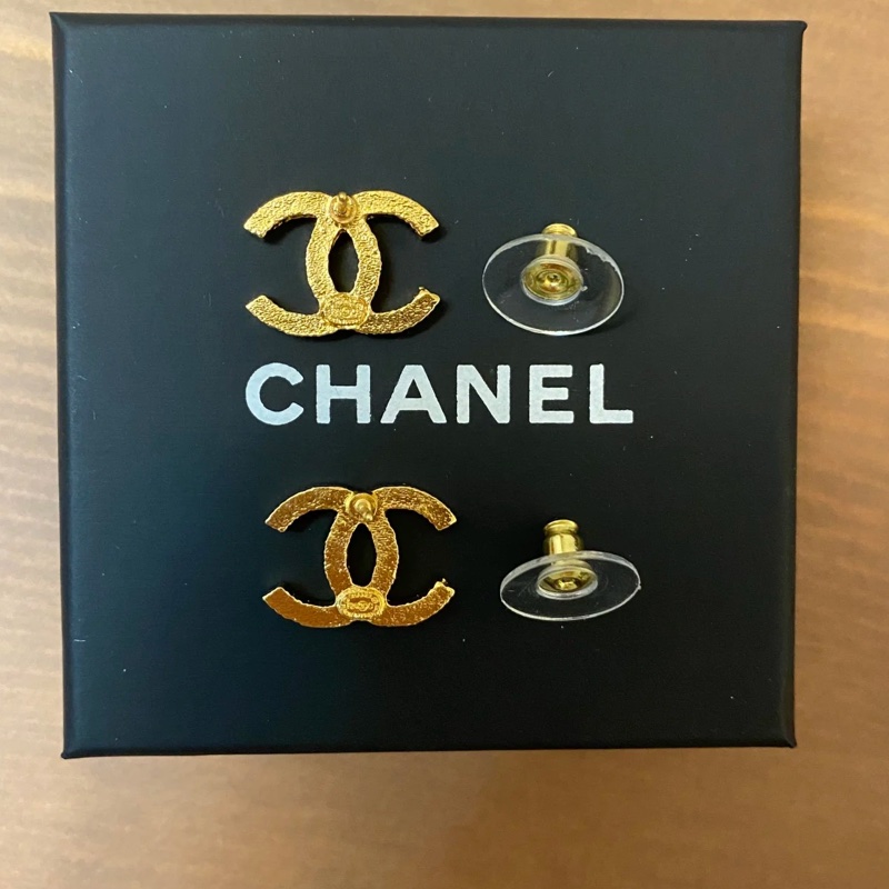 Chanel香奈兒復古金色雙Clogo耳環耳釘-5