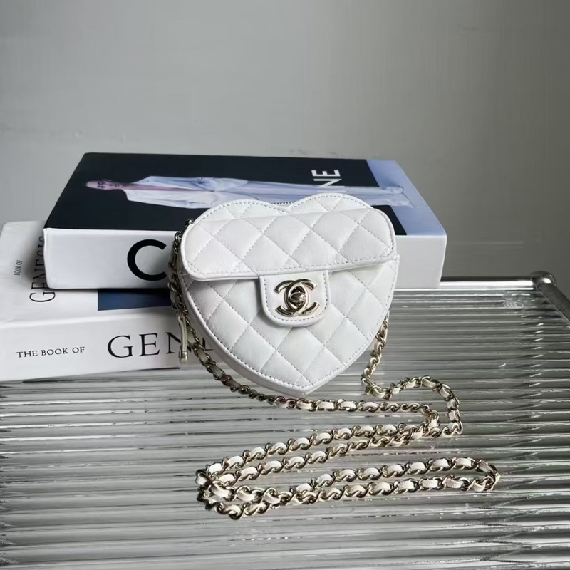 閒置🆕 Chanel/香奈兒22S 白金愛心鏈條包尺寸:12x13x5.5cm 好價得-0