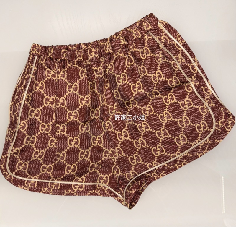 Gucci 全新 老花短褲 XS-1