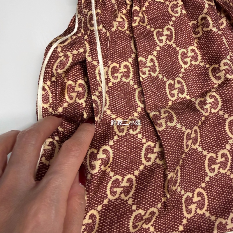 Gucci 全新 老花短褲 XS-3
