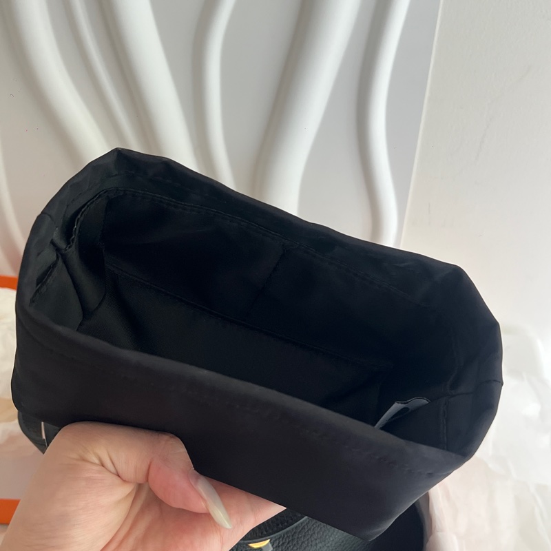 Hermes mini Lindy TC皮 一代 黑金-14