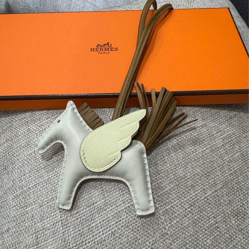 Hermes 很難買的米爾頓黃小飛馬 🐎 2025最新K刻 購證影本-1