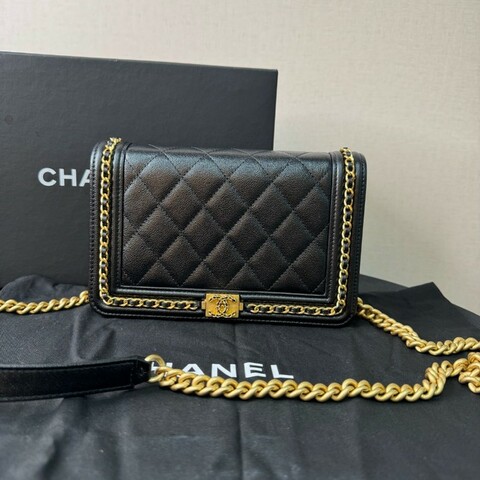 Chanel香奈兒23P 晶片新款leboy woc 黑金 荔枝紋牛皮鏈條包 肩背包斜背包