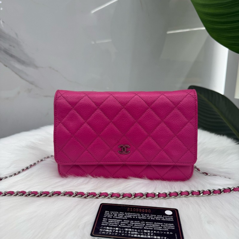 Chanel 粉色WOC發財包口蓋包銀扣鏈條包 肩背包斜背包-0