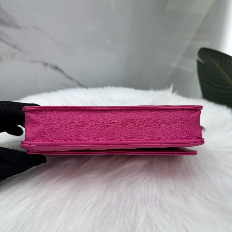 Chanel 粉色WOC發財包口蓋包銀扣鏈條包 肩背包斜背包-4