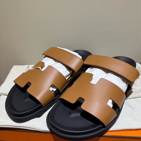 (全新)愛馬仕CHYPRE涼鞋。二舅拖 自然色 42號