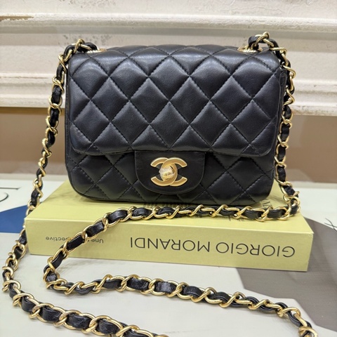 chanel 黑金方胖子 链条包 20开