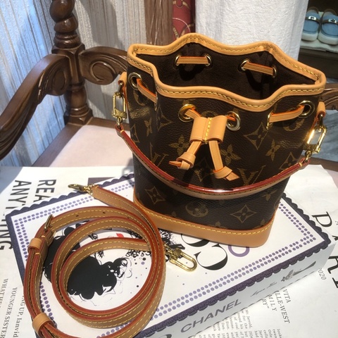 Lv老花小水桶noe nano 芯片款