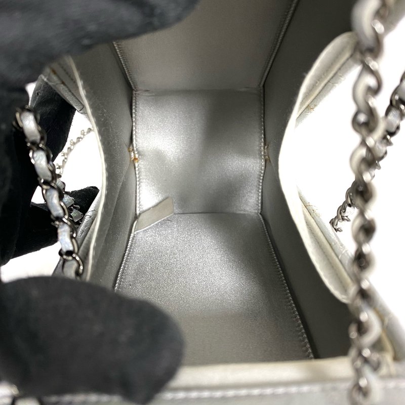 △ Chanel 香奈兒 Milk Box Silver Calfskin Gray Tone Metal Chain Shoulder Bag No.19 A94304 銀色小牛皮灰色金屬鏈條肩背袋 No.19 A94304 -257017877-17