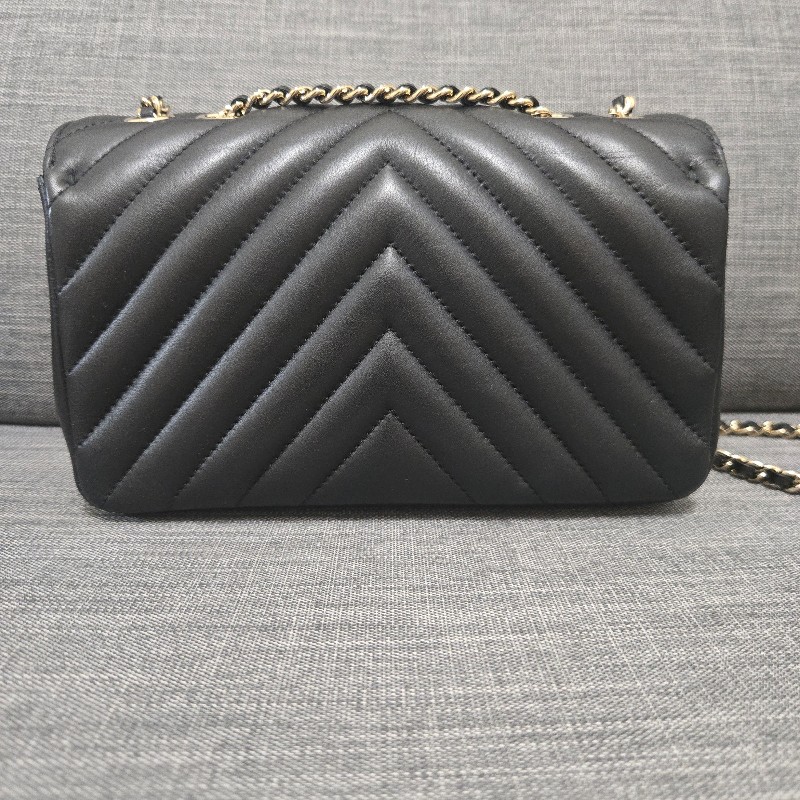 香奈兒 Chanel cf20 黑色牛皮黑金山型紋 v紋 掀蓋包-9