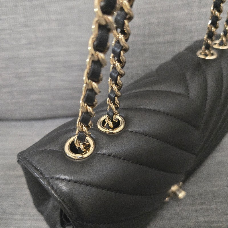 香奈兒 Chanel cf20 黑色牛皮黑金山型紋 v紋 掀蓋包-15