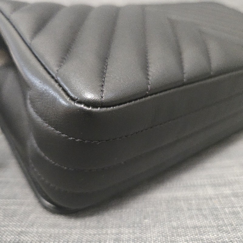 香奈兒 Chanel cf20 黑色牛皮黑金山型紋 v紋 掀蓋包-27