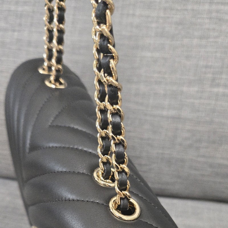 香奈兒 Chanel cf20 黑色牛皮黑金山型紋 v紋 掀蓋包-37