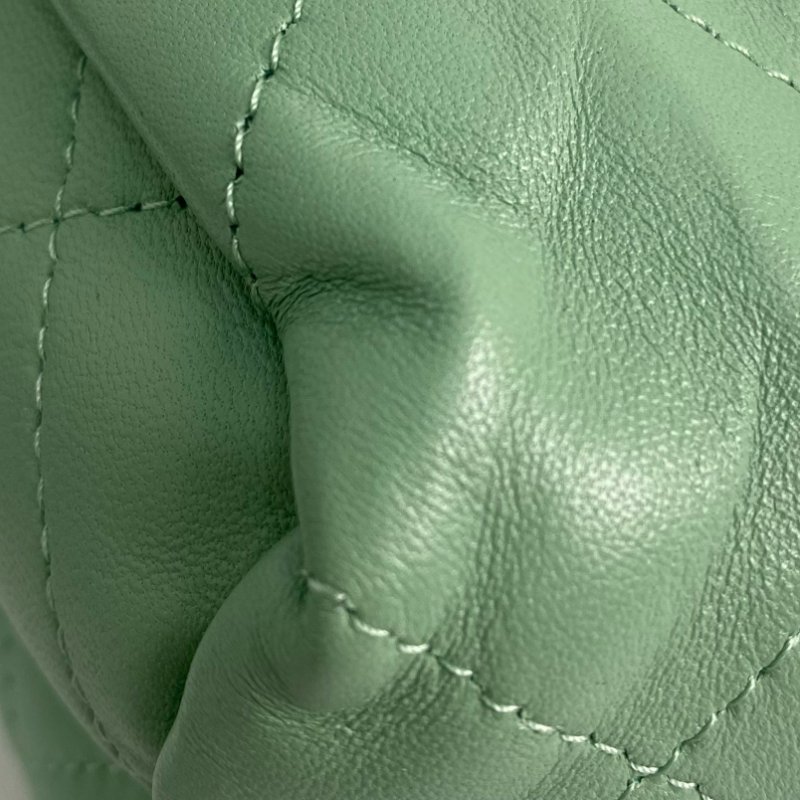 △ Chanel 香奈兒 Light Green Lambskin Gold Tone Metal Bucket Bag AS3793 淺綠色小羊皮金色金屬鎖鏈水桶袋 - 257020911-7