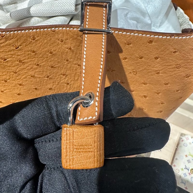 HERMES Picotin Lock系列 20 金扣 鸵鸟皮菜篮子水桶包手提包-5