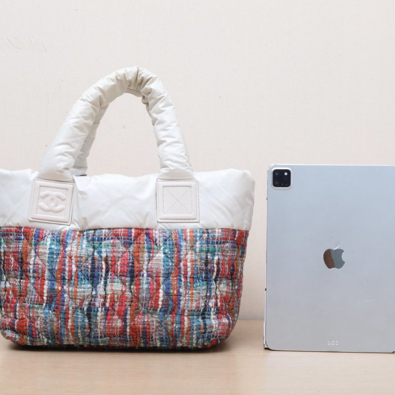 CHANEL 拼色尼龍19開銀扣羽絨服包拼接手提托特包肩背包-4