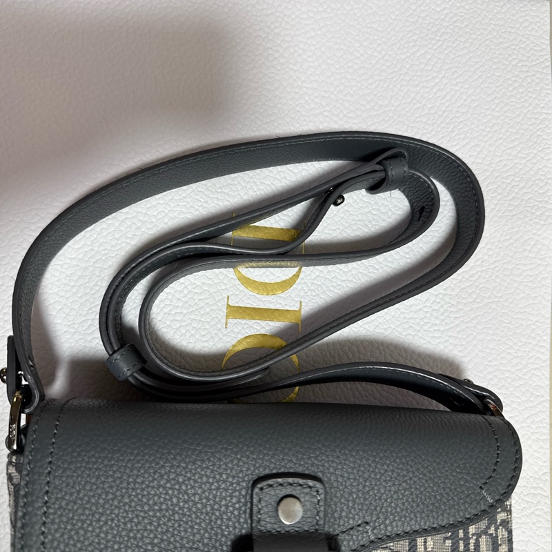 DIOR Saddle 迷你翻蓋郵差包-10