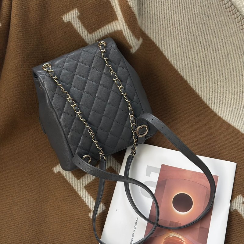 CHANEL Duma青蛙後背包 - 中號深灰金-3