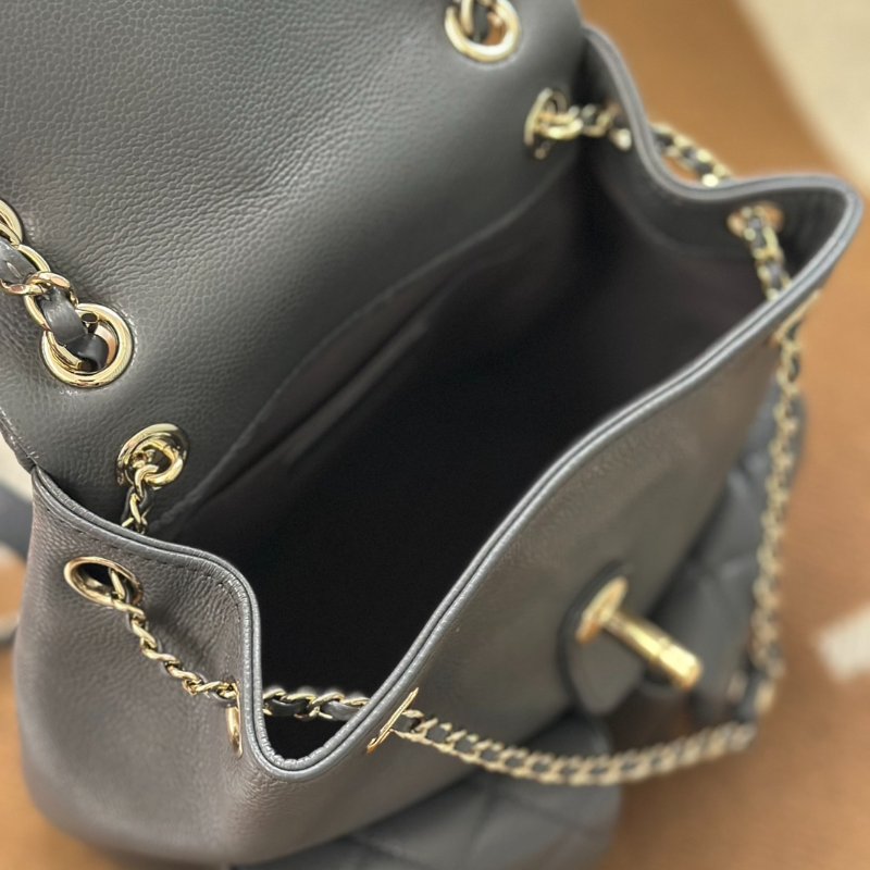 CHANEL Duma青蛙後背包 - 中號深灰金-5