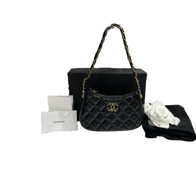 CHANEL SHOULDER POUCH BLACK CALFSKIN GHW-1