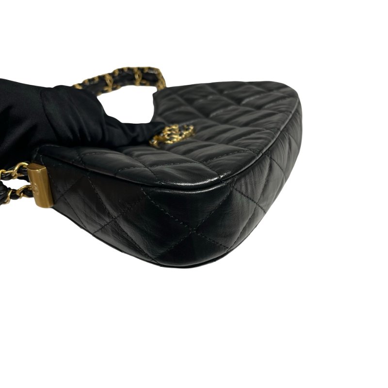 CHANEL SHOULDER POUCH BLACK CALFSKIN GHW-6