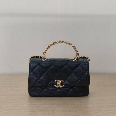 CHANEL 灰色羊皮晶片開金扣24B經典水鑽手柄口蓋包肩背包