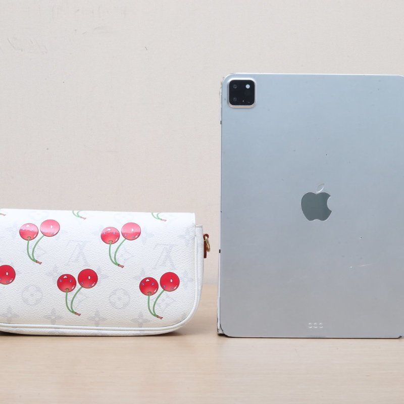 LOUIS VUITTON 村上隆聯名款櫻桃系列IVY白色單肩斜挎包白色PVC金扣晶片肩背包-4