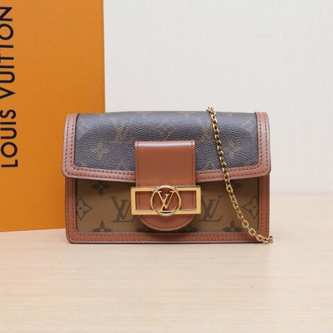 LOUIS VUITTON Dauphine達芙妮WOC拼拼色牛皮/PVC晶片WOC牛皮拼PVC肩背包
