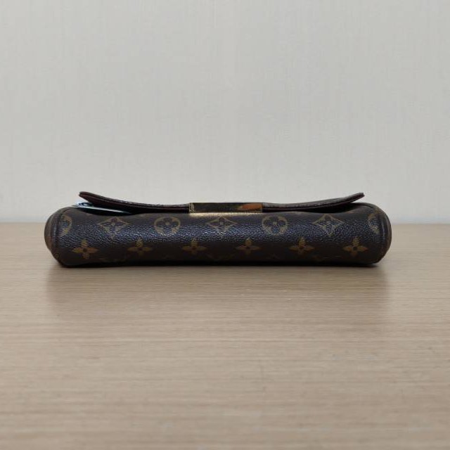 LOUIS VUITTON Favorite小號24老花PVC2015肩背包-4