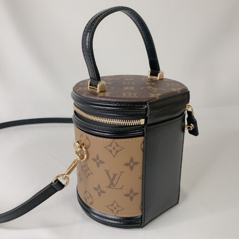 LV CANNES圓桶包-3