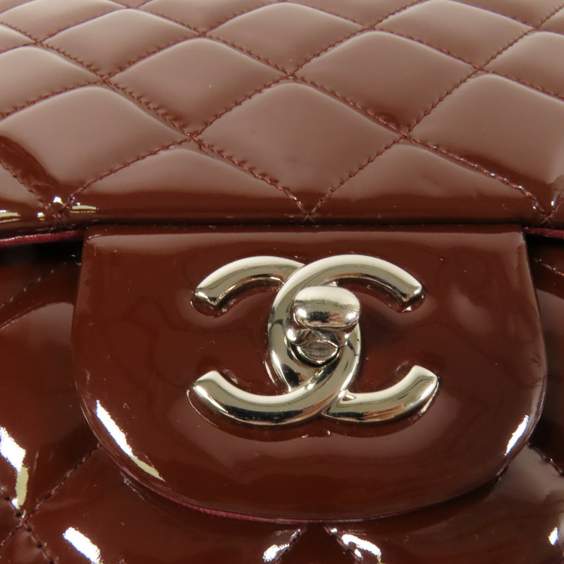 CHANEL 漆皮皮革Maxi Classic銀扣鏈帶肩背袋-6