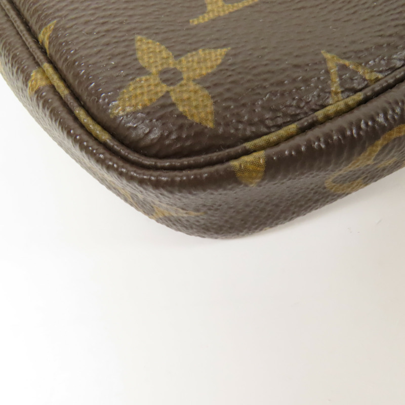 LOUIS VUITTON Monogram Mini Pochette Accessoires金扣手挽袋-10