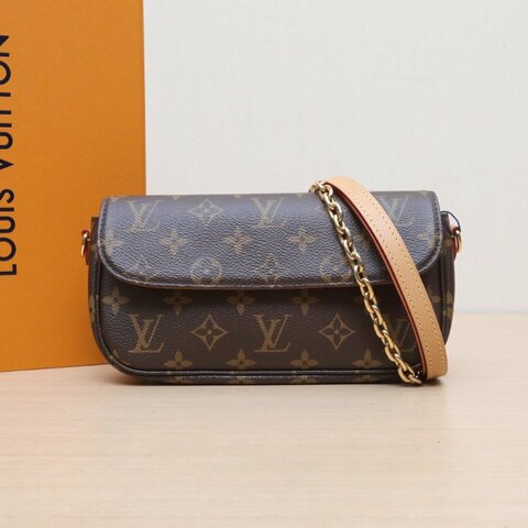 LOUIS VUITTON IVY鏈條腋下包老花PVC金扣晶片肩背包