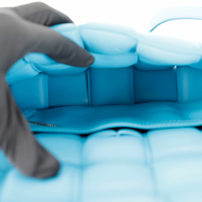 【包稅】BOTTEGA VENETA 帶襯墊的磁帶單肩斜挎包 591970-11