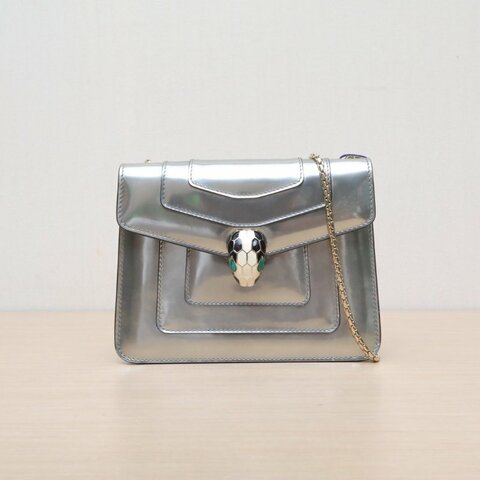 BVLGARI SerpentiForever鏈條蛇頭包方版20銀色漆皮肩背包