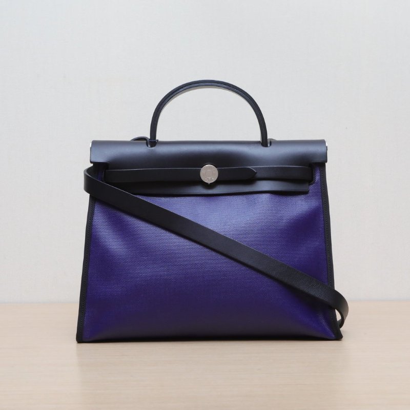 HERMES Herbag31防水帆布89黑色拼M3水墨藍防水帆布/Hunter牛皮D刻銀扣肩背包-1