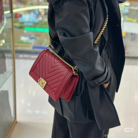 Chanel Leboy 小號 番茄紅色V紋牛皮 金色鏈條包 肩背包 斜背包