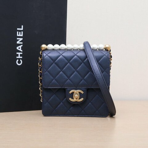 CHANEL 珍珠包Flapbag小方包15.5藍色羊皮29開金扣肩背包