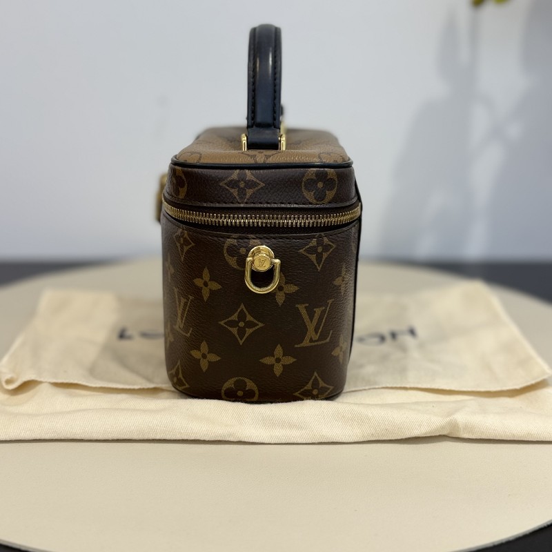 LV/路易威登 拼色老花化妝盒包 焦糖拼色軟盒子 斜背包肩背包 晶片款-1